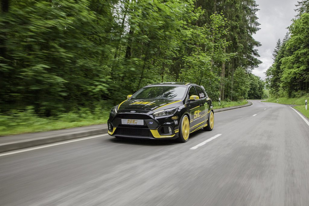 low_st_xta_ford_focus_rs_fahraufnahme_01